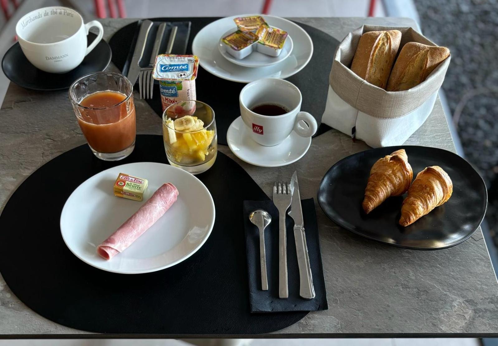 Hotel Lune De Miel Десе Екстериор снимка